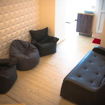 Paradise Hostel Тбілісі Екстер'єр фото