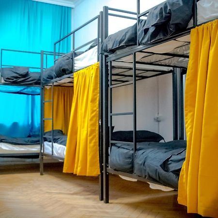 Paradise Hostel Тбілісі Екстер'єр фото