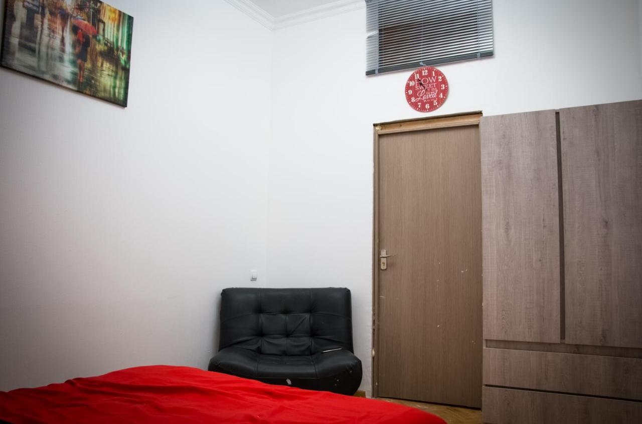 Paradise Hostel Тбілісі Екстер'єр фото